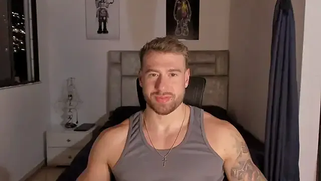 paul_rogerr — Naked and cumm