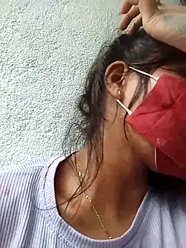 PEEHU-50 — Freechat on StripChat