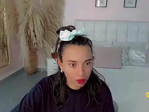 Perla_vonrose — CAMEL TOE