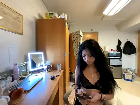 petitelatinateen — Make me cum