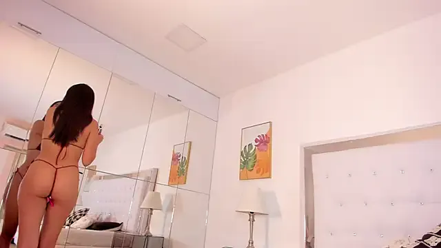 Peyton_louise — Rub clit + spank pussy