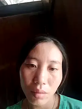 pham-xinh01 — Hi honey