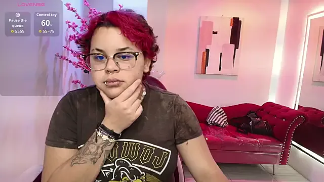 Pho_enixstrom — Show boobs and bounce 