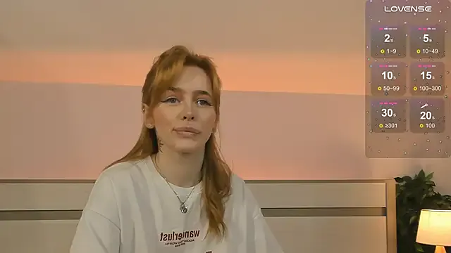 Phoenix_Margo — Pussy in oil