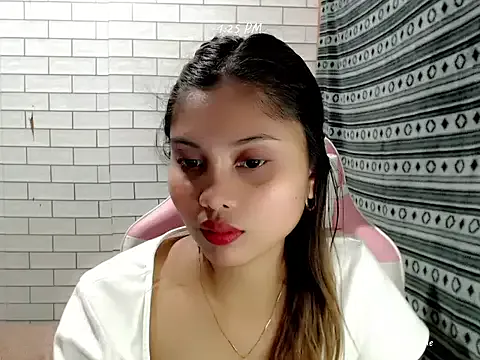 pinay_old_lover — hi guys im new here cum with me