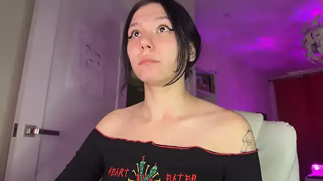 pinkdolly18 — Striptease and doggie pussy close cam
