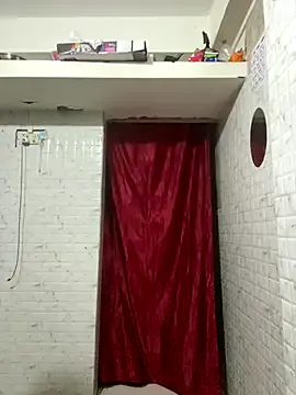 Pinky_hoti — Public fuck show