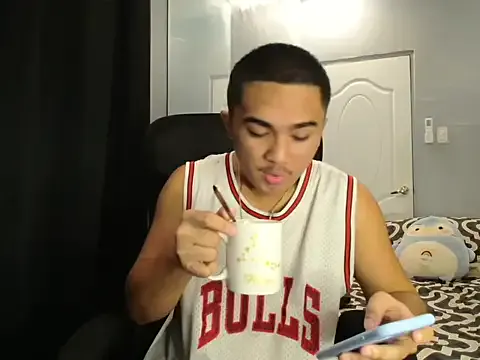 pinoyAdrianneXXX — SHOW BUTTHOLE AND SPREAD IT