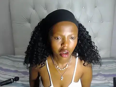 Pixelprincess28 — Freechat on StripChat