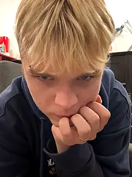PloddedSlick — Freechat on StripChat