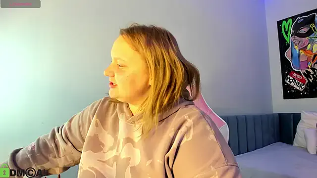 polly_greartt — Ass in the foam