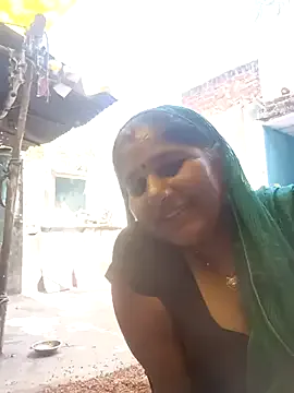 Pooja_singhaniya — Freechat on StripChat
