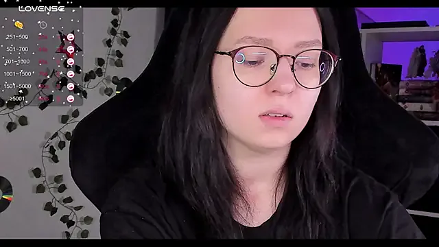 power_robynn — flash ass in panties