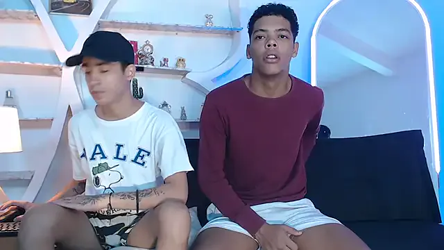 PRETTY_FEM — SHOW CUM 