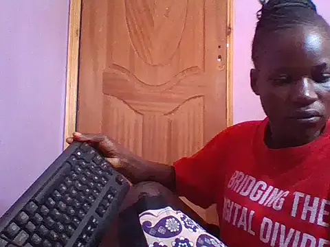 prettychic5 — bigboobs