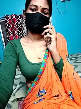Priya_04 — Oily boobies 10 mins