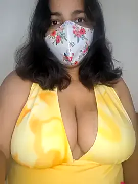 PRIYA_THE_QUEEN — Boobs oiling