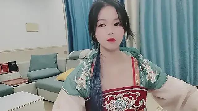 Q_Yumi — Freechat on StripChat