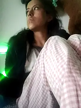 Queen_Ashly — Show tits 