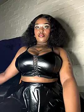 QUEEN_NOBUHLE_777 — Activate my goddess aura