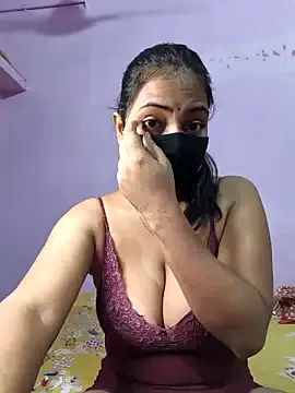 Queen_Shanayaa — Full Nude Body Show and ass slap 10x