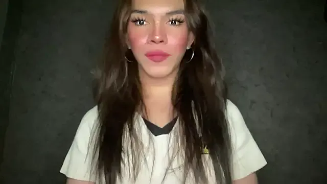 Queenn_xx — LETS HAVE SOME GOOD FUN&CUM TOGETHR!!!