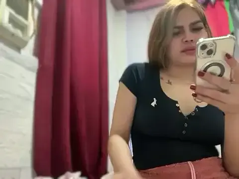 QUEENVEXANA — play play play