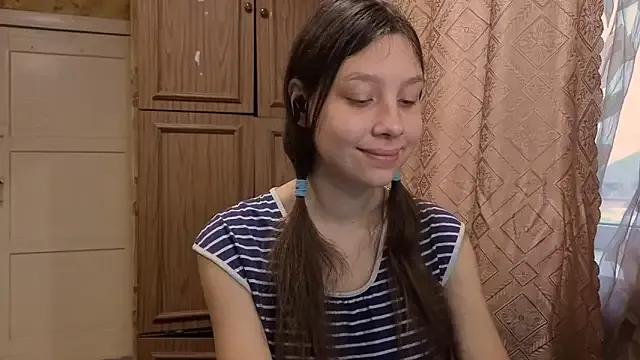 StripChat QutieDaSweet is Private QutieDaSweet — Spin around, show my outfit