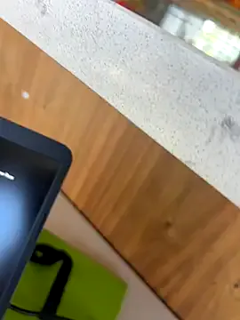 R32RLINE — Get Nacked, Blowjob, Flash Ass