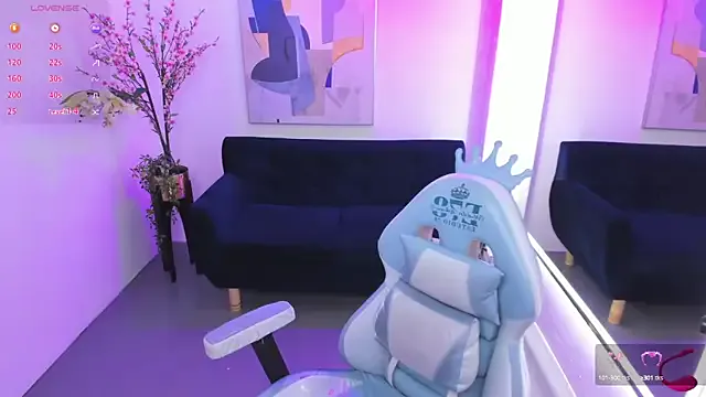 Rachel_evanns — Off pantys + spit clit
