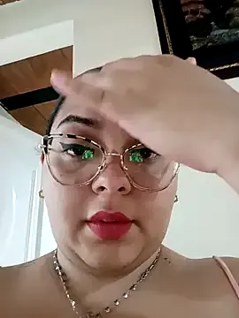 RachelCute1 — Show tits 