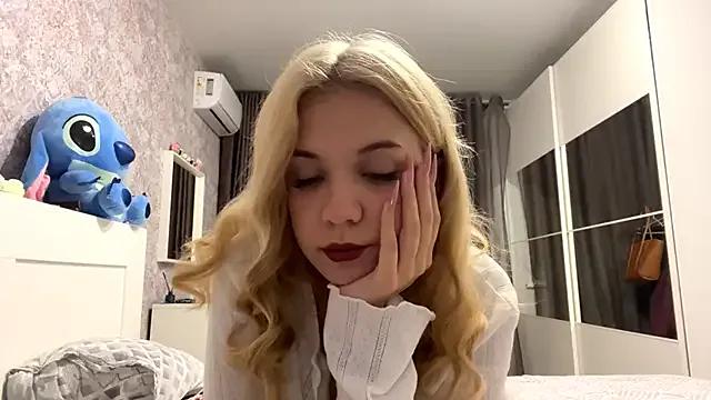 StripChat Randa_babygirl is Freechat Randa_babygirl — Spank my little butt x5