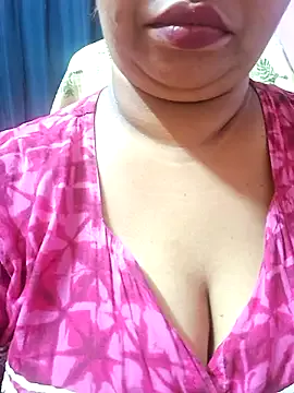Ravina_patil1 — Kissing your lips