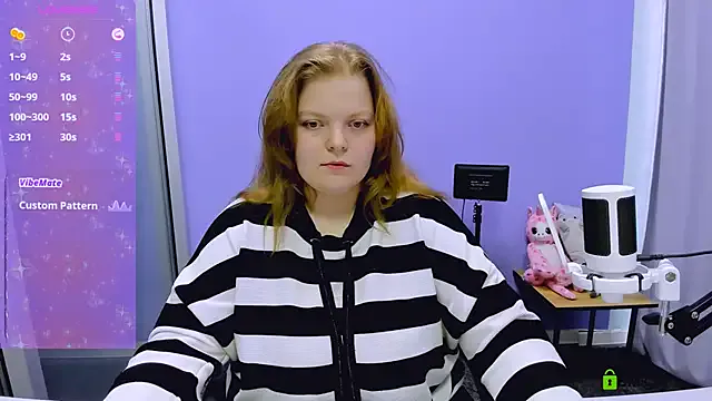 renesmee_sunset — dog pose + butt slap