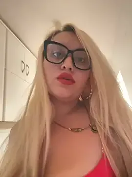 Rhea_calvert1 — BAILE SENSUAL DESNUDA
