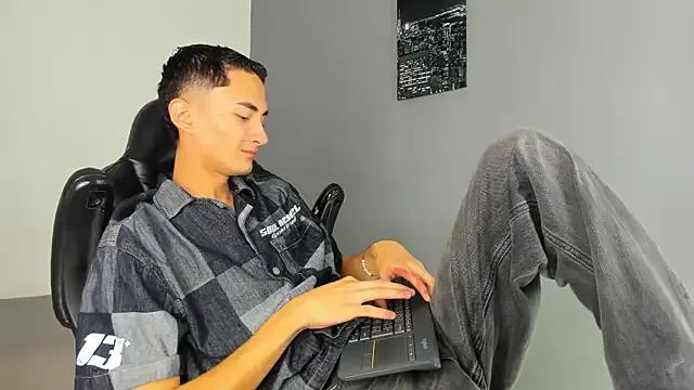 ritchie_alameda — Lets cum together!