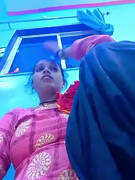 Riya741557 — Freechat on StripChat