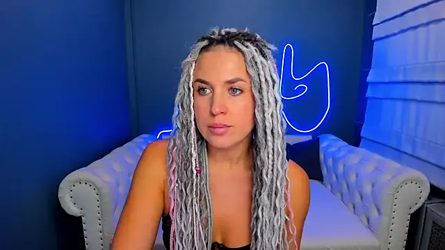 rock_n_roxy — oil tits