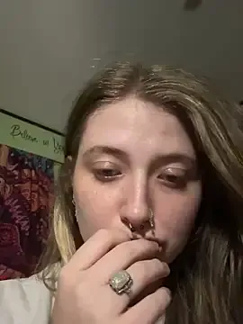 rosaleejaden — First stream