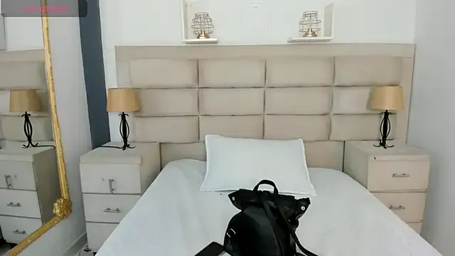 RoseCassie — play with my tits  love