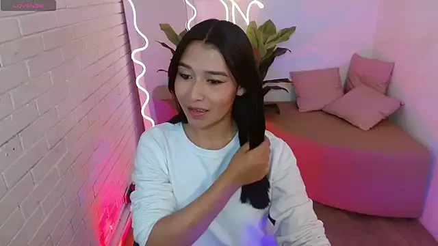 Rosee_tay — SPIT MY TITS