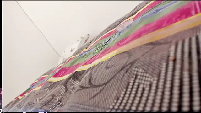 roselinecam — Freechat on StripChat