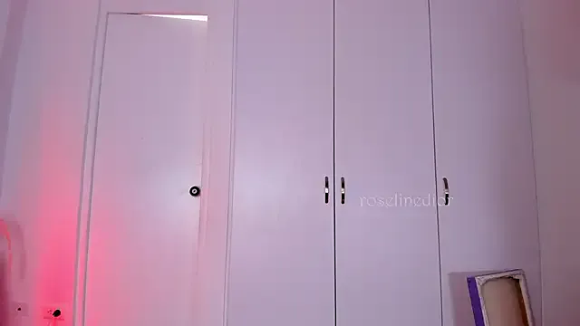 roselinedior — Bouncing mmy sweet ass