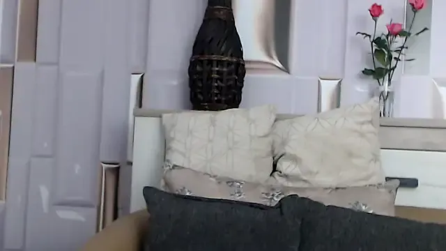 rosie69 — big squirt in your face