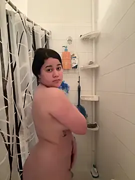 Rous2905 — Pussy show