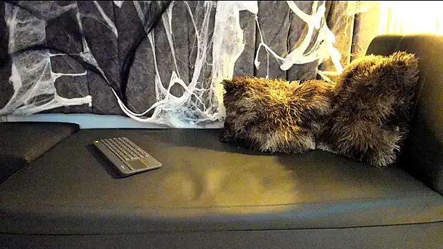 StripChat Rowan_Mills is Freechat Rowan_Mills — All Naked and Masturbate 3min