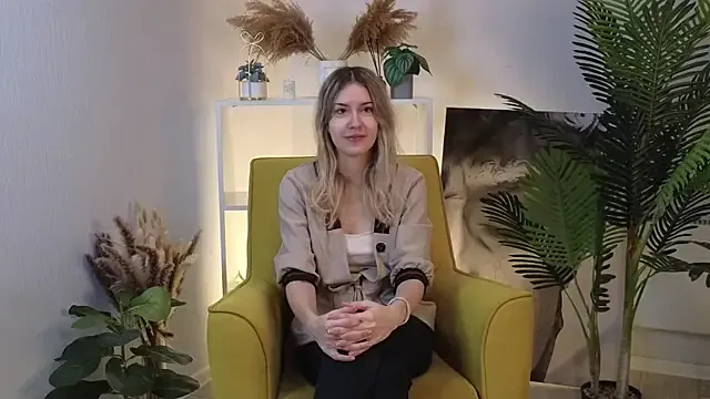 RoxaneDuperre — Let's stand up and show my outfit