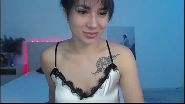 RoxannePure — striptease, pussy game