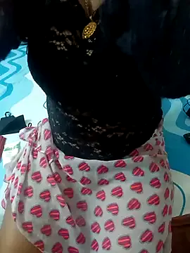 roynandini — See my boobs
