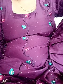 Rubi_Verma — Private on StripChat
